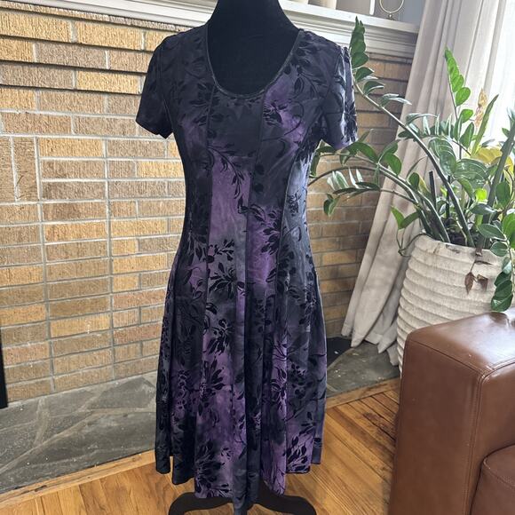 Jo Sami Dresses & Skirts - Vintage 90s Witchy Velvet Burnout Dress Jo Sami Size M Purple Goth Floral Vamp